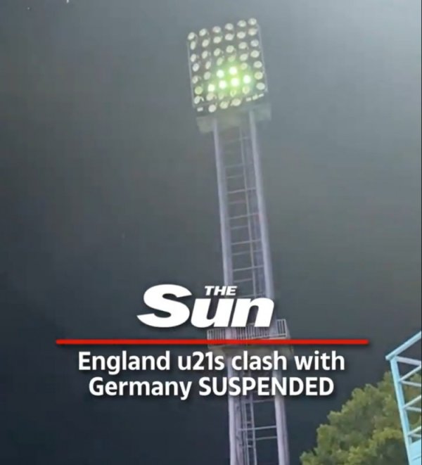 Sun: England U21 match against Germany was suspended due to stadium lighting problems
