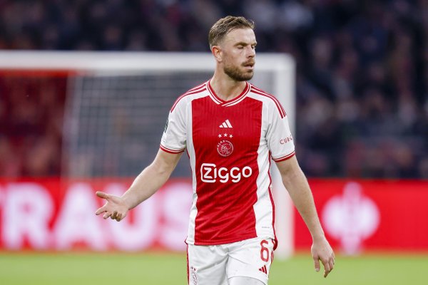 Romano: Brentford will be free of signings for 35-year-old midfielder Henderson, the deal is expected to be completed today
