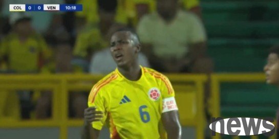 Reporter: Manchester United agrees to sign Colombia s 17-year-old midfielder Orosco and join next summer