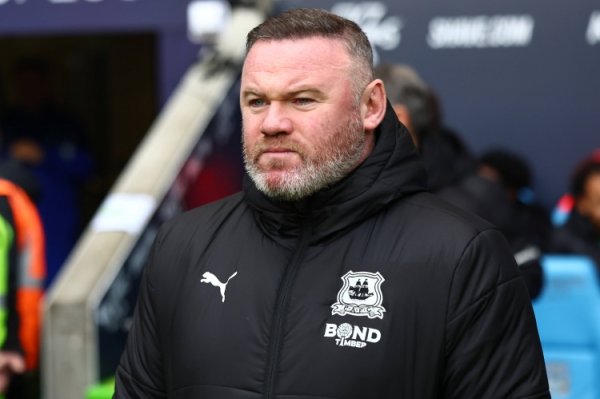 Former QPR goalkeeper: Rooney always said I deliberately let Aguero score, and I want to play boxing match with him