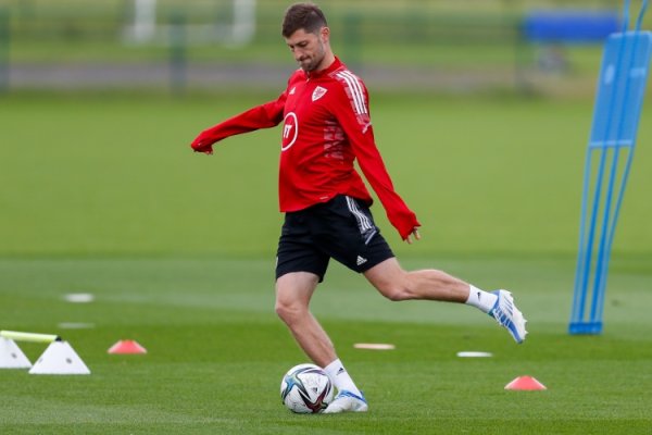 Next game against Belgium! 32-year-old defender Ben Davies will reach the 100th game milestone for the Wales national team