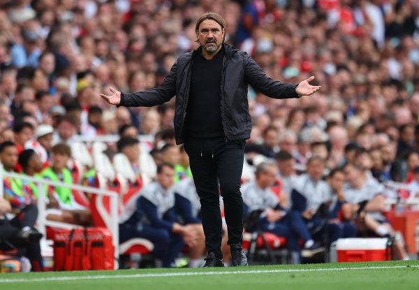 Odds list of the next Premier League coach to leave: Falke is first, Eddie Howe is second, and Slott is fifth.